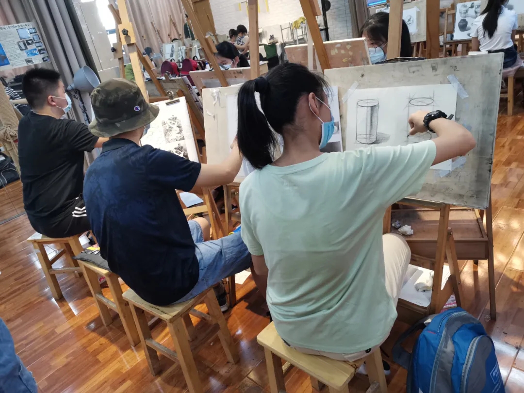 奮筆記下求知路，細(xì)繪描出未來(lái)夢(mèng)——北藝畫室2020年基礎(chǔ)部【秋季班】第一期回顧
