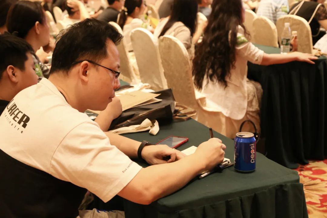 學生代表